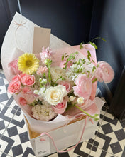 Load image into Gallery viewer, Designer pick bouquet-Large
